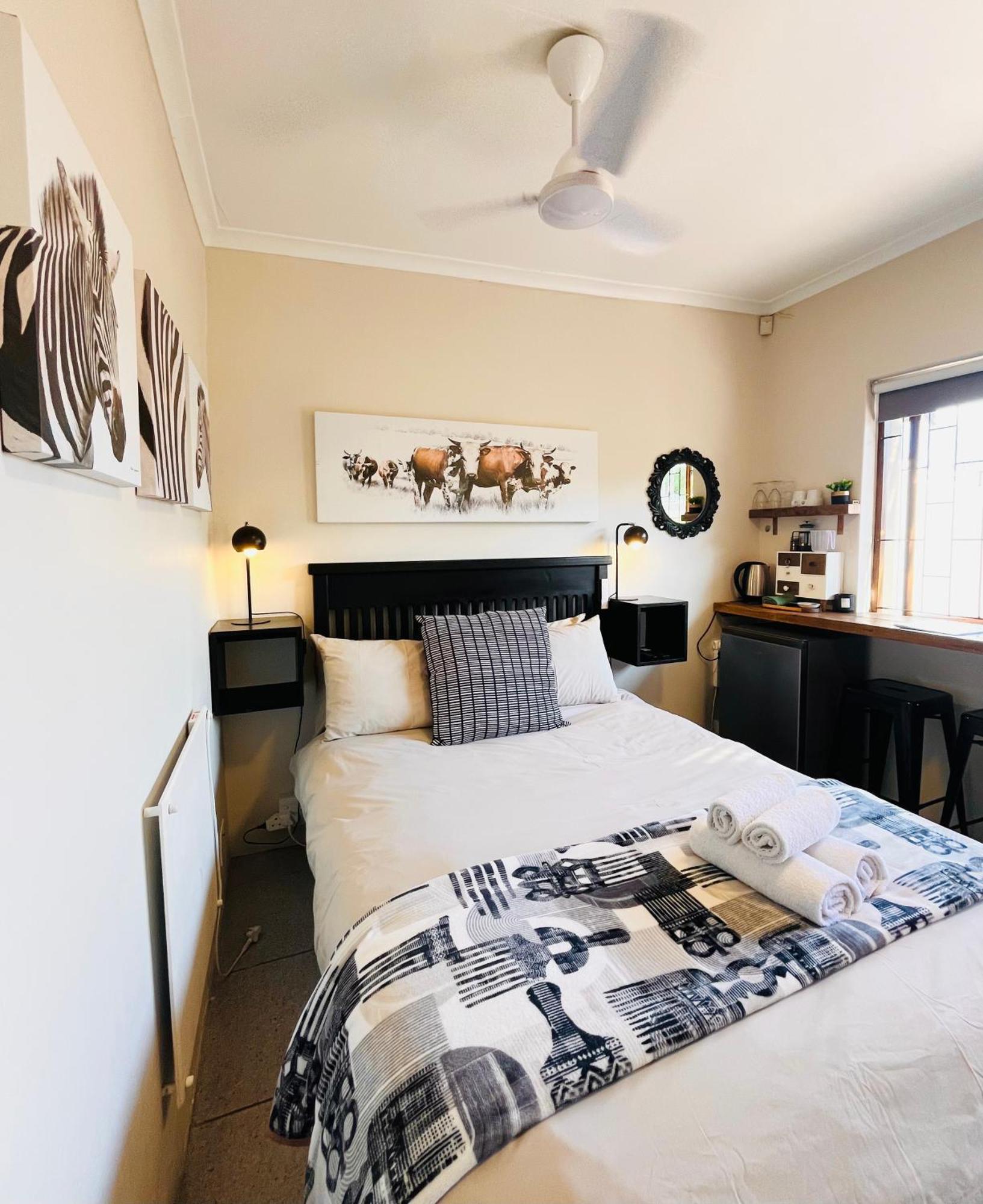Dolphin Circle Bed And Breakfast Plettenberg Bay Exteriér fotografie